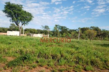 Terreno &agrave; venda - 300m&sup2; - Vale do Igap&oacute;