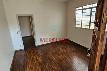 Casa &agrave; venda - 247m&sup2; - Vila Aeroporto Bauru