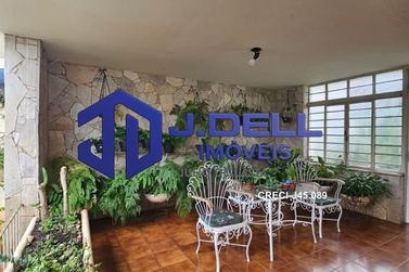 Casa &agrave; venda - 552m&sup2; - Bela Vista