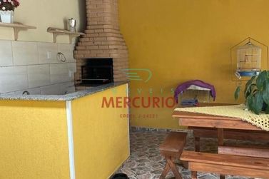 Casa &agrave; venda - 180m&sup2; - N&uacute;cleo Residencial Presidente Geisel