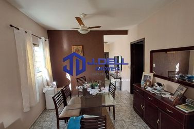 Casa &agrave; venda - 240m&sup2; - Terra Branca