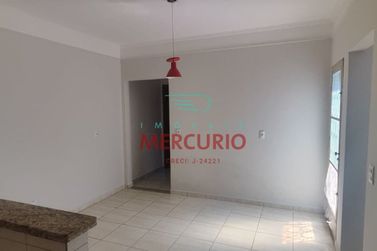 Casa &agrave; venda - 242m&sup2; - Vila Nova Nip&ocirc;nica