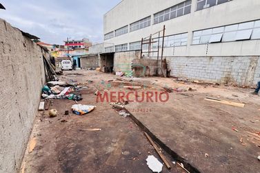Sal&atilde;o Comercial para alugar - 500m&sup2; - Vila Continental