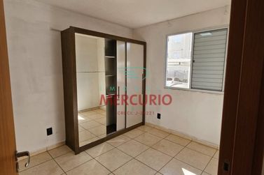 Apartamento &agrave; venda - 55m&sup2; - Vila Serr&atilde;o