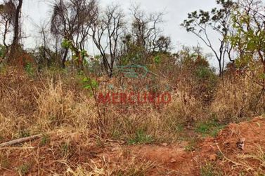 Terreno &agrave; venda - 319m&sup2; - Jardim Imperial