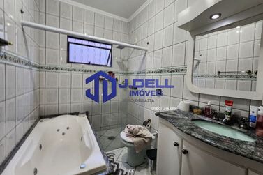 Casa &agrave; venda - 363m&sup2; - Niponica