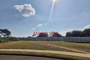 Terreno &agrave; venda - 845m&sup2; - Condominio Tambor&eacute;