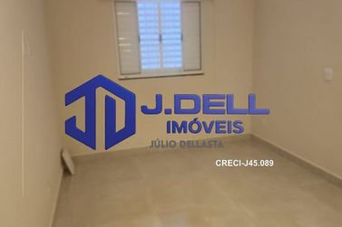 Casa &agrave; venda - 300m&sup2; - Centro