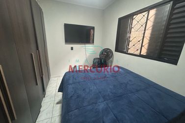 Casa &agrave; venda - 107m&sup2; - N&uacute;cleo Habitacional Vanuire