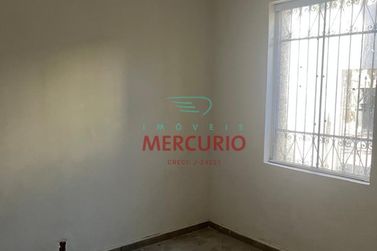 Casa &agrave; venda - 400m&sup2; - Centro