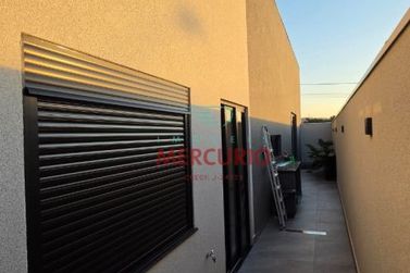 Casa para alugar - 167m&sup2; - Residencial Villa de Le&oacute;n