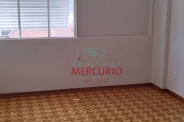 Apartamento &agrave; venda - 93m&sup2; - Centro