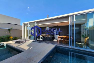 Casa &agrave; venda - 379m&sup2; - Tambor&eacute;