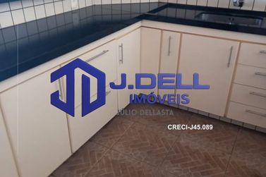 Casa &agrave; venda - 538m&sup2; - Vila Guedes de Azevedo
