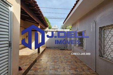 Casa &agrave; venda - 330m&sup2; - Vila Santa Izabel