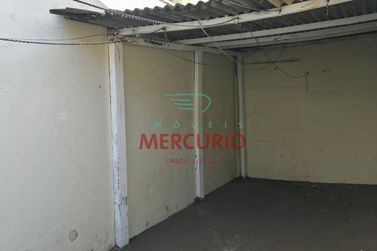 Casa &agrave; venda - 100m&sup2; - Parque Residencial das Cam&eacute;lias