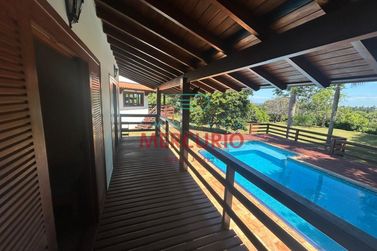 Ch&aacute;cara &agrave; venda - 236m&sup2; - Condom&iacute;nio Real Village