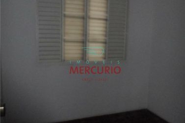 Casa &agrave; venda - 1m&sup2; - Jardim Dona Sarah