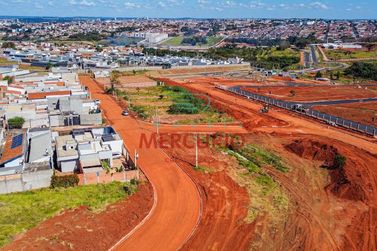 Terreno &agrave; venda - 250m&sup2; - Na&ccedil;&otilde;es Norte