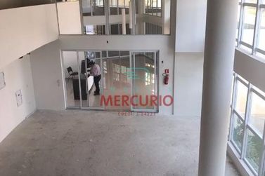 Ponto Comercial para alugar - 582m&sup2; - Centro