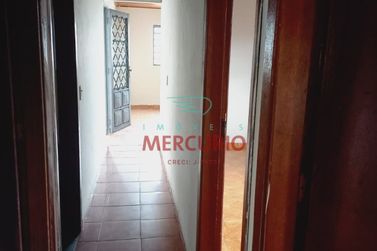 Casa &agrave; venda - 200m&sup2; - N&uacute;cleo Habitacional Vereador Edson Francisco da Silva