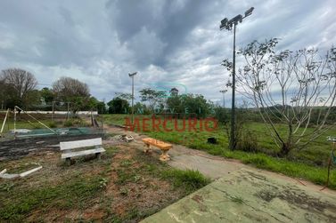 Ch&aacute;cara &agrave; venda - 827m&sup2; - Ch&aacute;caras Piratininga