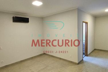 Casa &agrave; venda - 212m&sup2; - Morada Do Sol