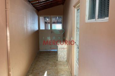 Casa &agrave; venda - 147m&sup2; - Parque Residencial Castelo