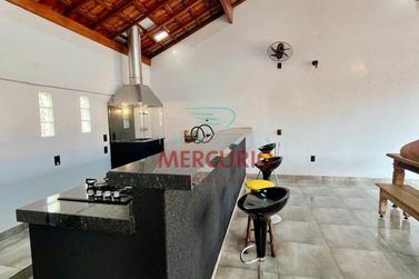 Ch&aacute;cara &agrave; venda - 250m&sup2; - Vale do Igap&oacute;