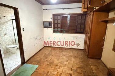 Casa &agrave; venda - 301m&sup2; - Centro