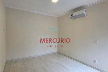 Casa &agrave; venda - 200m&sup2; - Morada Do Sol