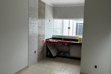Casa &agrave; venda - 76m&sup2; - Jardim Mar&iacute;lia