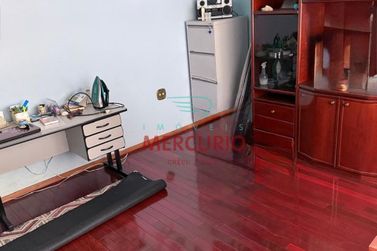 Casa &agrave; venda - 260m&sup2; - Jardim Conde Pinhal I