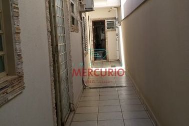 Casa &agrave; venda - 210m&sup2; - Vila Nova Cidade Universit&aacute;ria