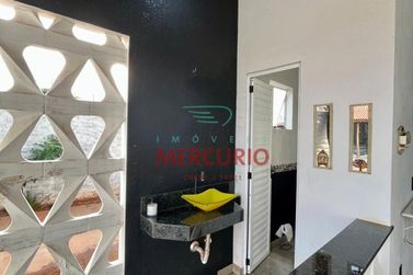 Ch&aacute;cara &agrave; venda - 250m&sup2; - Vale do Igap&oacute;