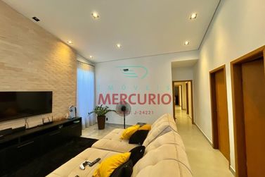 Casa &agrave; venda - 236m&sup2; - Morada Do Sol