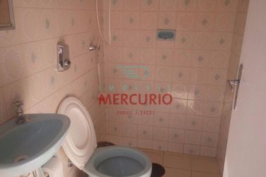 Casa &agrave; venda - 235m&sup2; - Centro