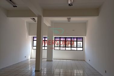 Sala Comercial &agrave; venda - 93m&sup2; - Jardim Infante Dom Henrique