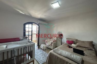 Sobrado &agrave; venda - 370m&sup2; - Vila Monlevade