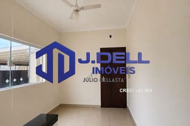 Casa &agrave; venda - 220m&sup2; - Jardim Terra Branca