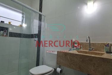 Casa &agrave; venda - 450m&sup2; - Residencial Vale Florido