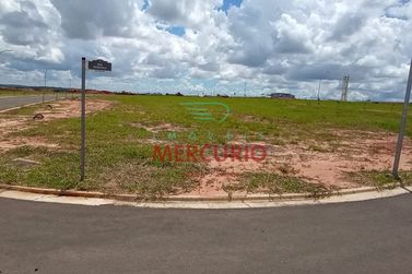 Terreno &agrave; venda - 330m&sup2; - Residencial Guestier
