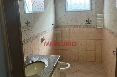 Casa &agrave; venda - 350m&sup2; - Santa F&eacute;