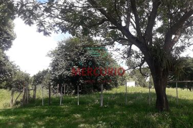 S&iacute;tio &agrave; venda - 48400m&sup2; - Centro