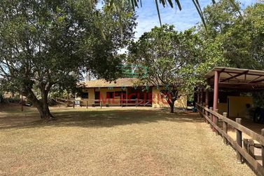 Ch&aacute;cara &agrave; venda - 719m&sup2; - Ch&aacute;caras Bauruenses