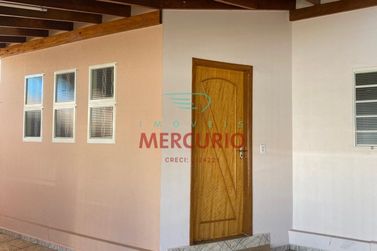 Casa &agrave; venda - 147m&sup2; - Parque Residencial Castelo