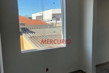 Casa &agrave; venda - 400m&sup2; - Centro