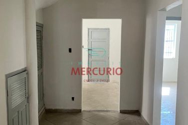 Casa &agrave; venda - 400m&sup2; - Centro