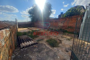 Casa &agrave; venda - 400m&sup2; - Jardim Bela Vista