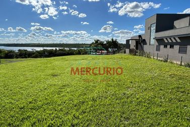 Terreno &agrave; venda - 800m&sup2; - Varandas Do Tiete
